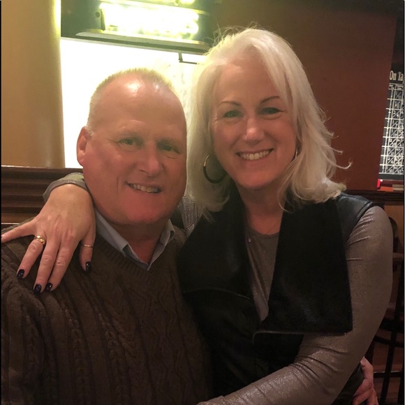 Meet your Posher, Jennifer - Picture 1 of 1